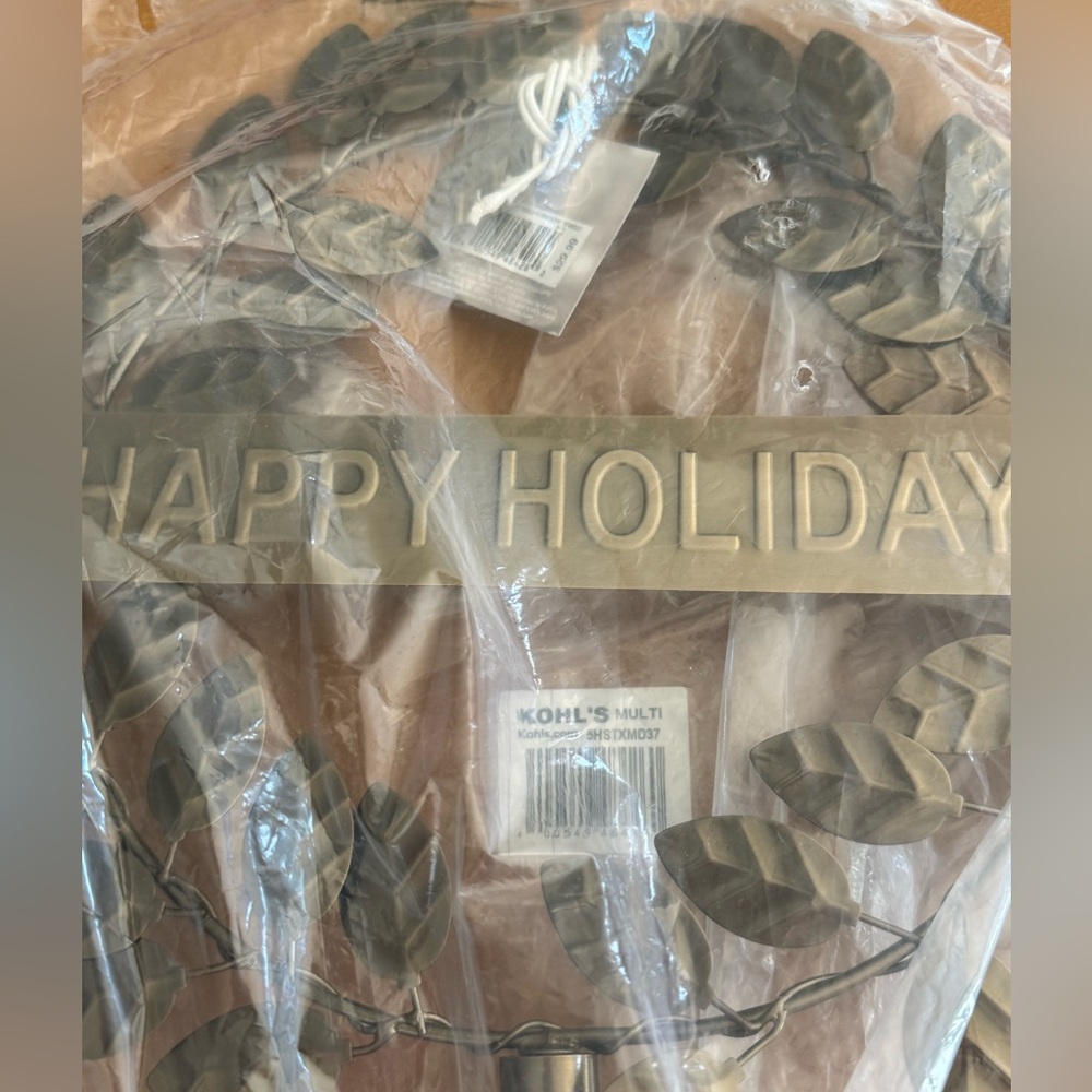 St Nicholas Square Kohls Elegant Holiday Wreath with metal stand - Picture 3 of 7